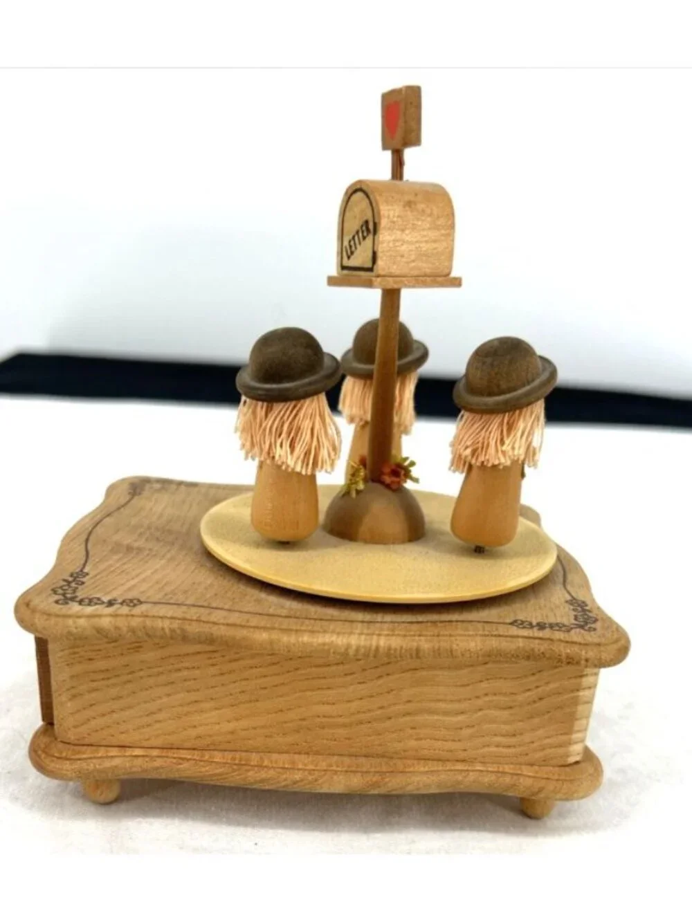 Schmid Music Box Wood Dancing Spinning Girls Waiting for Love Letters Works - Picture 5 of 8